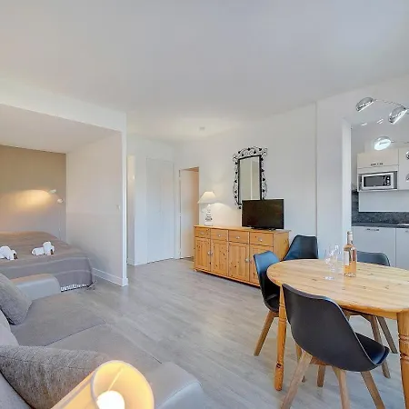 Apartment Confortable Calme, Latour Mauboug-carlton Martinez A0b107