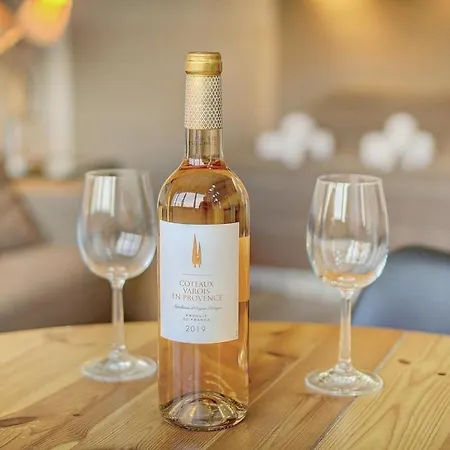 Confortable Calme, Latour Mauboug-carlton Martinez A0b107 Lägenhet *