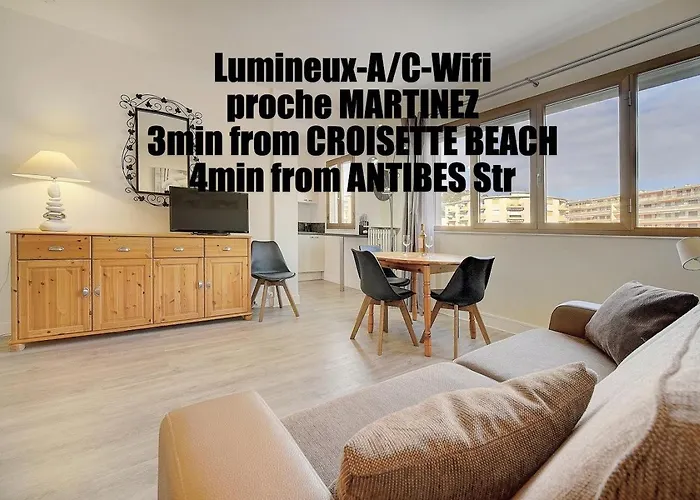 Confortable Calme, Latour Mauboug-carlton Martinez A0b107 Cannes